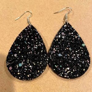 🎉🖤Vanna Black Glitter Teardrop Earrings Game Days